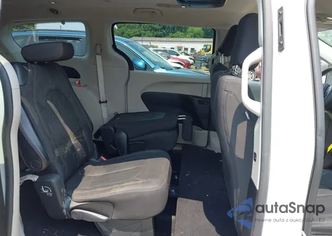 2017 Chrysler Pacifica Touring from USA, damaged, VIN 2C4RC1DG0HR531597